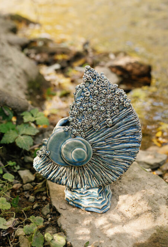 Thalamophora Vase